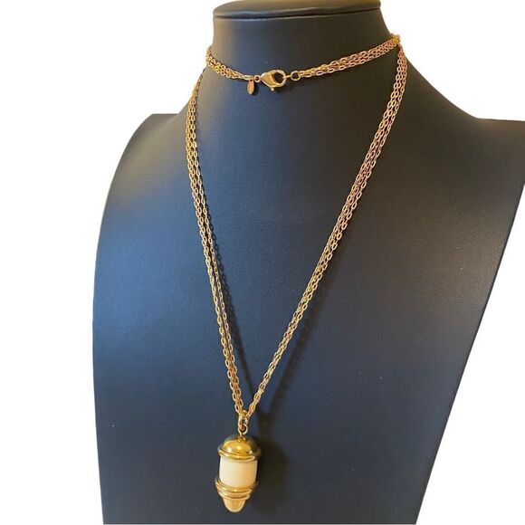 Vintage Monet Multi-Strand Yellow Gold Toned Pendant Necklace. - Picture 2 of 6